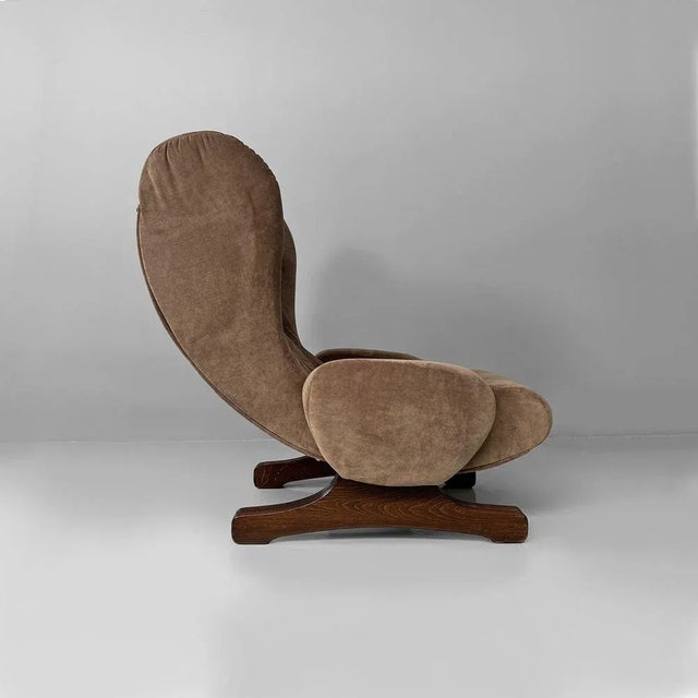 Italian Modern Chair in Brown Velvet and Wood by Guido Bonzanini for Tecnosalotti, 1970s For Sale - Image 4 of 18