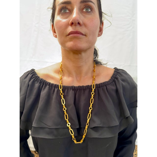 Vintage 18Karat solid Yellow Gold 60 Gm, Link Chain, 9.8 mm Necklace, 30 " Long For Sale - Image 12 of 18