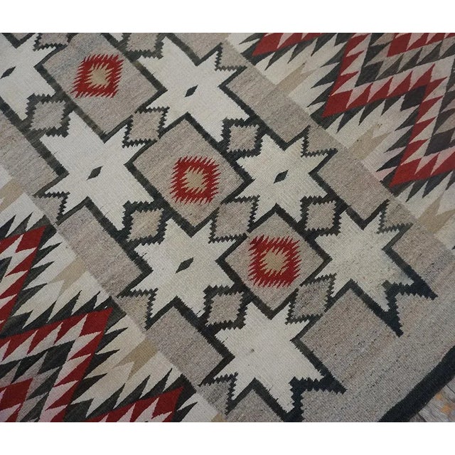 Textile 1920s Gray Geometric Antique American Navajo Carpet 3'8" X 5'10" Flatweave Wool Rug For Sale - Image 7 of 9