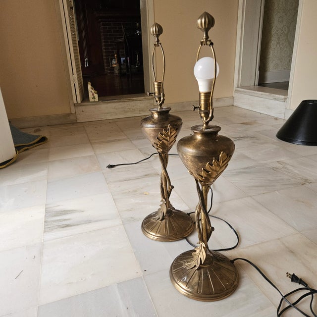 1980s Vintage Wildwood Fall N Leaves Cast Brass Lamps - a Pair For Sale - Image 5 of 12