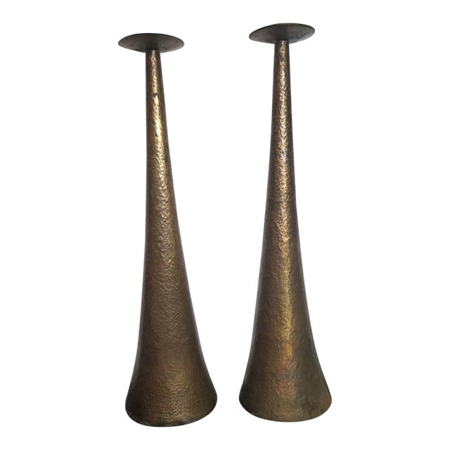 2 Vintage MCM Arts and Crafts Hammered Copper Candlestick Candle Holder Tall 20" For Sale