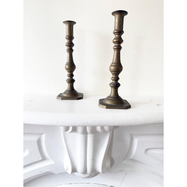 Brass Vintage Mid-Century Modern Brass Turned Candlestick Holders, a Pair For Sale - Image 8 of 13