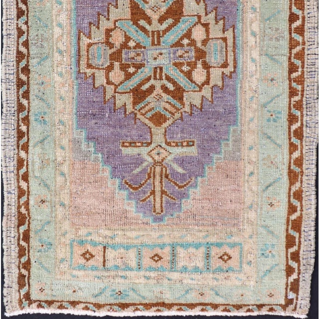 Mid 20th Century Vintage Turkish Oushak Rug With All-Over Sub-Geometric Medallion Design For Sale - Image 5 of 8