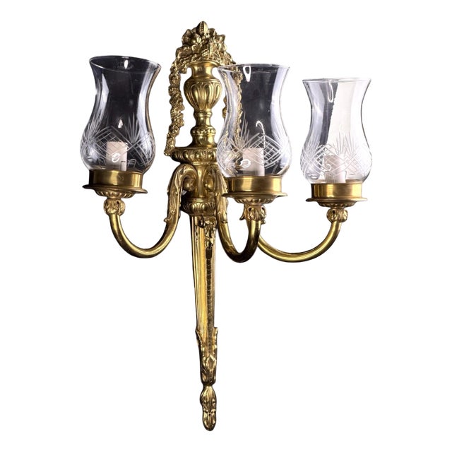 Vintage French Louis XVI Style Gilt Bronze Wall Sconce, 1950s For Sale