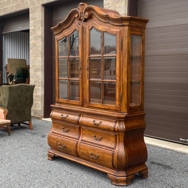 Ethan Allen Tuscany Collection French Bombé Louis XV Buffet China