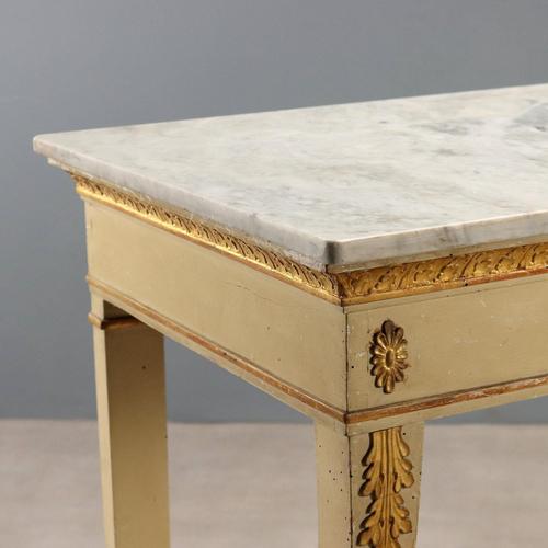 Restoration Console in Lacquered and Gilded Walnut For Sale - Image 4 of 11