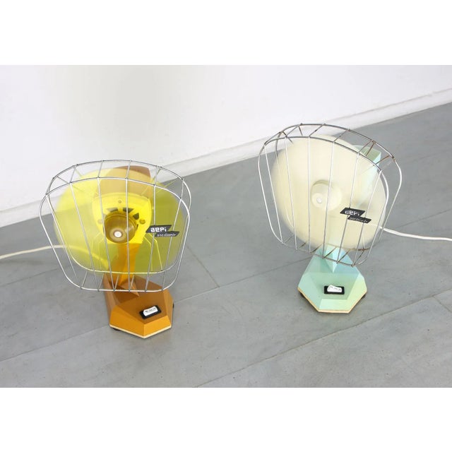 Small Mid-Century Italian Fans, Set of 2 For Sale - Image 17 of 18