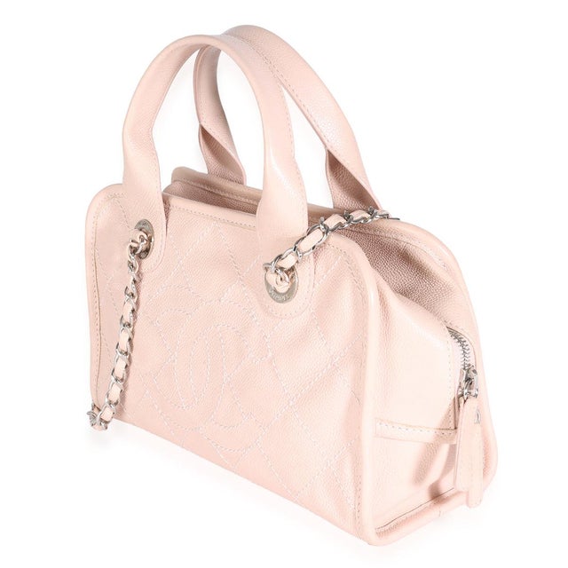 Item #: 141136 Exterior Material (Specific): Caviar Leather Size: Small Interior Material: Fabric Dimensions: 10.75 x 7 x...