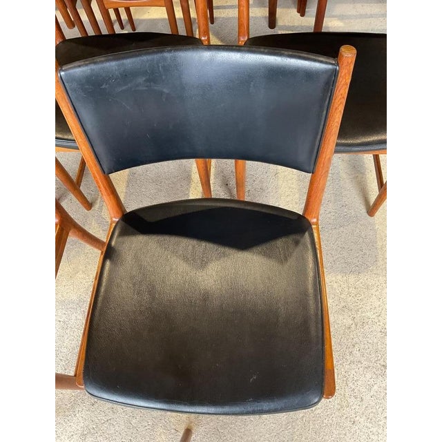Mid-Century Danish Dining Chairs by Kai Lyngfeldt Larsen for Vejen Polstermöbelfabrik, Set of 6 For Sale - Image 5 of 18