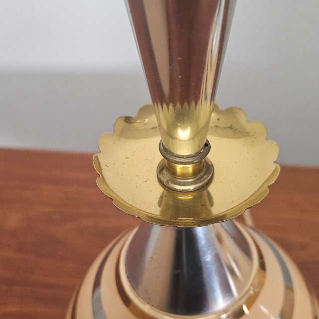Mid 20th Century Wescal Atomic Ceramic Table Lamps With Original Fiberglass Shades - a Pair For Sale - Image 14 of 15