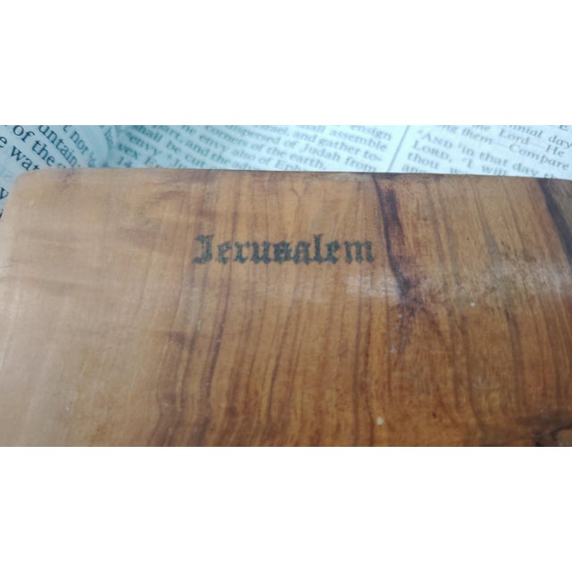 Early 20th Century Antique Holy Land Olive Wood Prayer Box, Jerusalem / Made in Palestine, Complete With Original Prayer Cards For Sale - Image 5 of 10