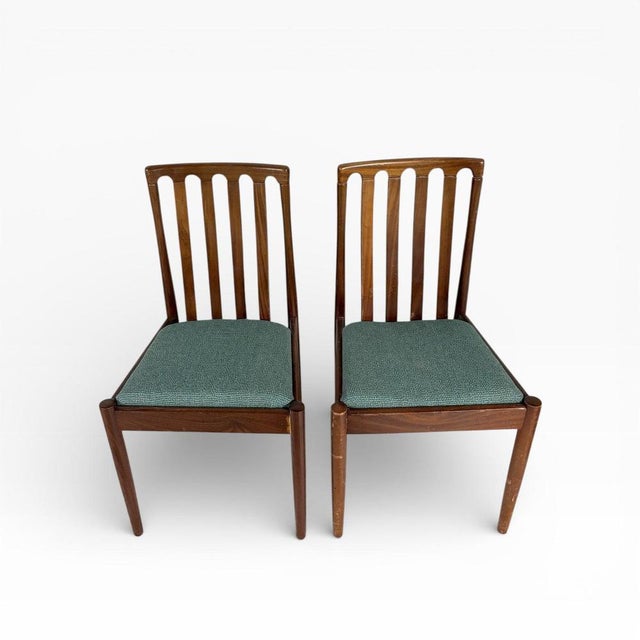 Mid-Century Modern Walnut Dining Chairs, Set of 2 For Sale - Image 5 of 7