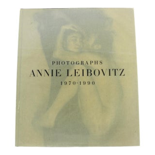 Photographs Annie Leibovitz 1970-1990 First Edition Hard Cover Book For Sale