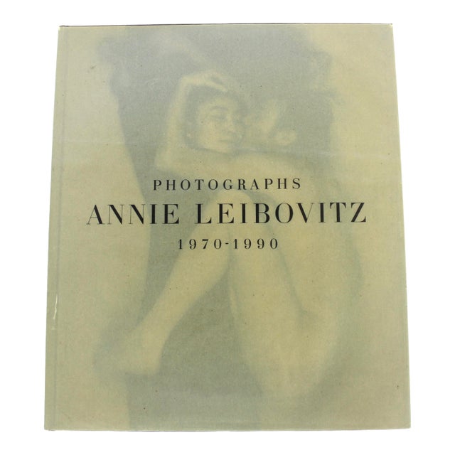 Photographs Annie Leibovitz 1970-1990 First Edition Hard Cover Book For Sale
