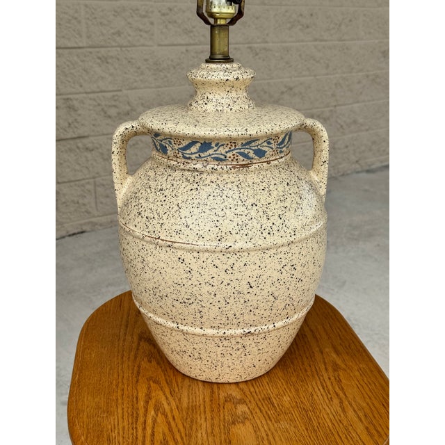 Vintage Speckled & Hand Painted Crock or Jug Shaped Table Lamp For Sale In Austin - Image 6 of 9