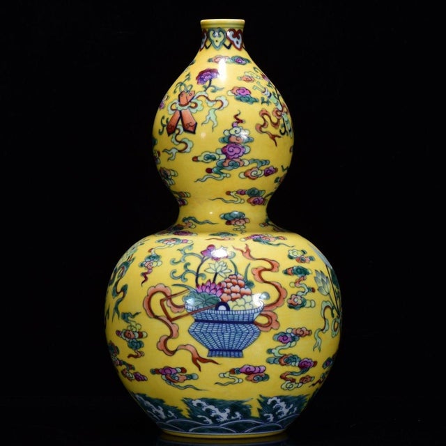 Chinese Large Vintage Famille Rose Yellow Ground Double-Gourd Vase With Eight Treasures For Sale - Image 3 of 5