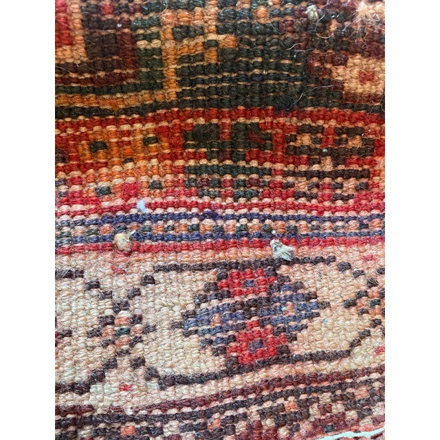 Textile Persian Shiraz Wool Hand-Knitted Rug From the Mid-20th Century For Sale - Image 7 of 8