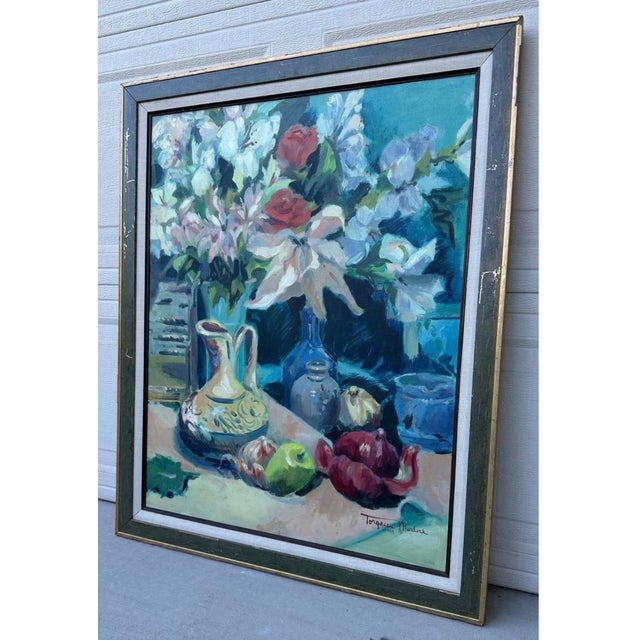 1984 Torgesen Murdock Original Oil Painting – Floral Still Life With Lilies, Roses & Ceramic Pitcher For Sale - Image 14 of 18