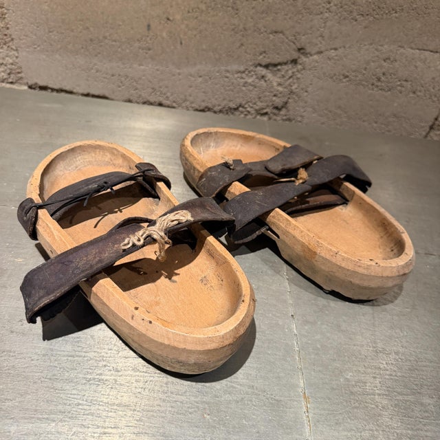 Antique Asian Decorative Japanese Shoes Leather Wood Open Toe For Sale - Image 12 of 12
