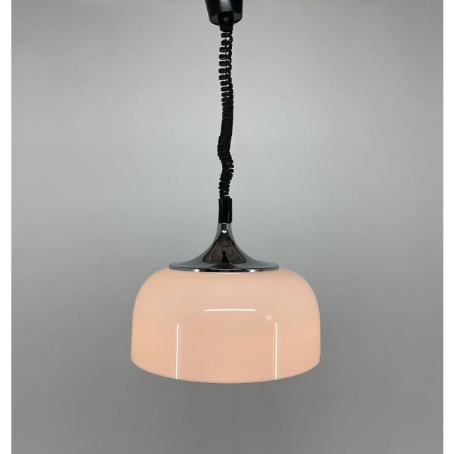 Guzzini Mid-Century White Pendant attributed to Guzzini for Meblo, Italy, 1970s For Sale - Image 4 of 12