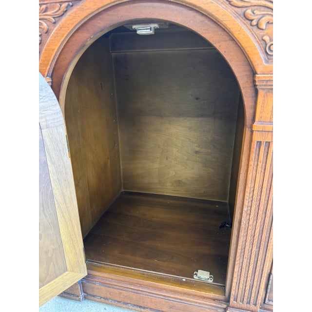 Wood Vintage French Louis XVI Style Buffet Credenza, 1960s – Regency Style Cabinet For Sale - Image 7 of 10