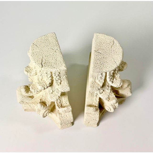 Sculpture Materials 1988 Vintage Italian Corinthian Roman Empire Architectural Plaster Bookends - A Pair. For Sale - Image 7 of 16