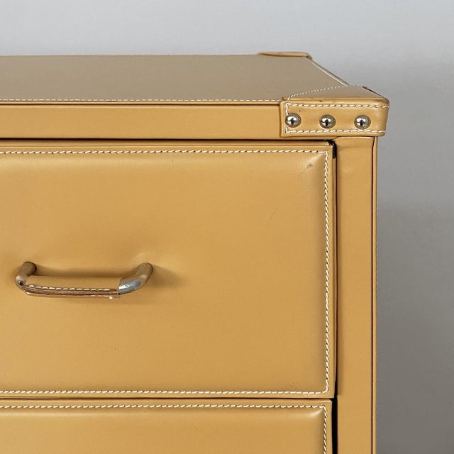 Beige Italian Postmodern Chest of Drawers in Beige Leather, 2000s For Sale - Image 8 of 18