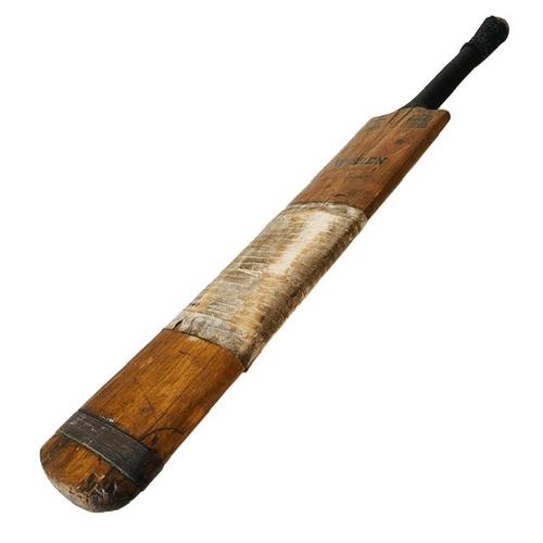 Vintage Cricket Bat Wisden Grip with Gold Seal, 1930s For Sale - Image 12 of 13