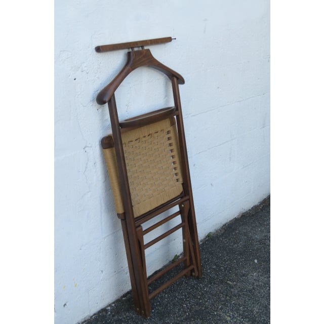 Wood Mid Century Italian Folding Collapsible Valet Butler Chair With Rush Seat For Sale - Image 7 of 10