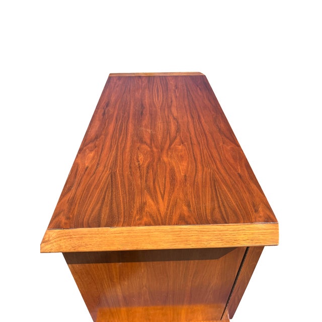 Mid-Century Modern Mid Century Modern Vintage Tall Dresser High Boy Floating Design Parvin Style For Sale - Image 3 of 12