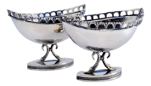 Nave-Shaped Silver Salt and Pepper Shakers with Scalloped Rims, Set of 2