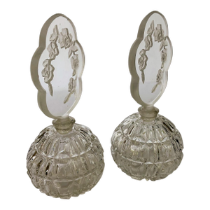 Pair Czech Perfume Flaçon Bottles Intaglio Stoppers
