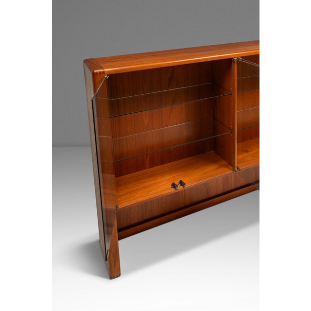 Danish Mid-Century Modern Display Case / Cabinet Topper in Teak W/ Glass Doors & Adjustable Shelves Attributed to D-Scan, C. 1980s For Sale - Image 9 of 14