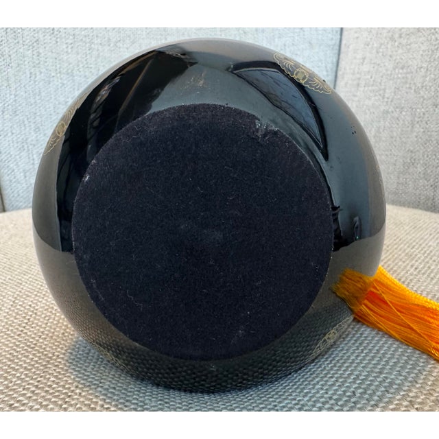 Grand Scale Hand-Carved Gold Gilded Mount Taishan Black Jade "Hulu" Gourd For Sale - Image 9 of 9