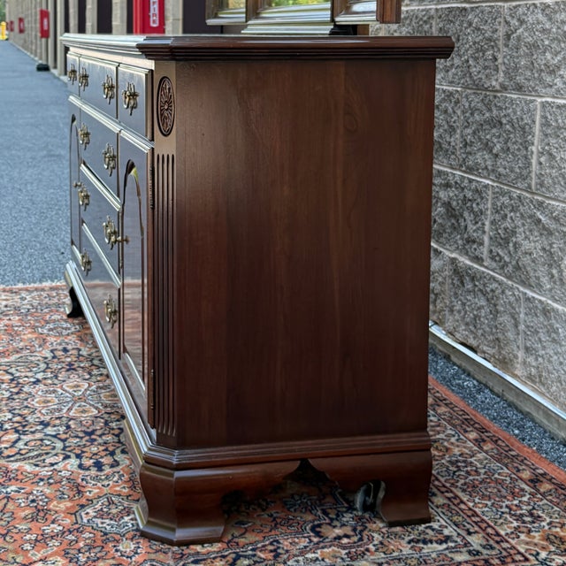 1980s Ethan Allen Georgian Court Solid Cherry 8 Drawer Low Dresser & Trifold Mirror (11-5223) For Sale - Image 13 of 18
