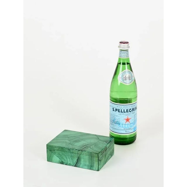 Mid-Century Modern Italian Jewelry Decorative Box in Green Malachite Marble, 1950s For Sale - Image 4 of 14
