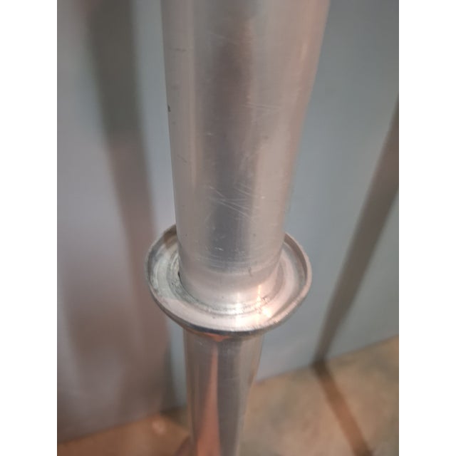 Mid-Century Modern Model AT16 Floor-to-Ceiling Coat Hanger in Red Leather by Osvaldo Borsani for Tecno, 1960s For Sale - Image 3 of 11