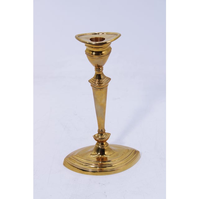 Age: Approx: 30 Years Old Details: High Quality Construction 18 C. Design Historic Natchez Collection Traditional Style...