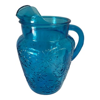 Vintage Blue Anchor Hocking Spring Song Embossed Daisy Pitcher For Sale
