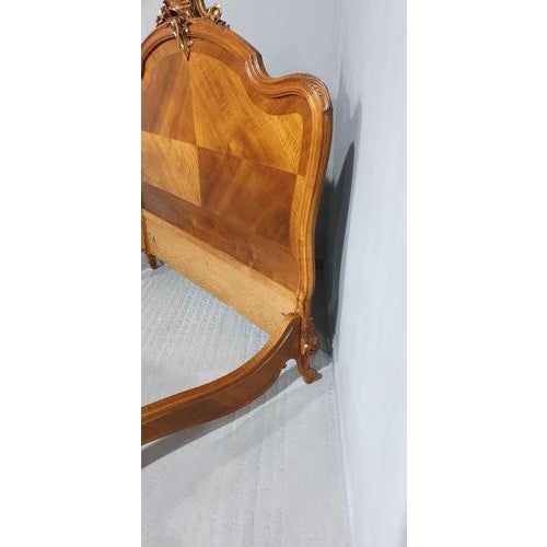 French Walnut and Parcel Gilt Bed For Sale - Image 10 of 16