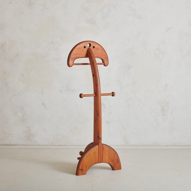 Italian Teak Wood Valet, 1960s For Sale In Chicago - Image 6 of 11