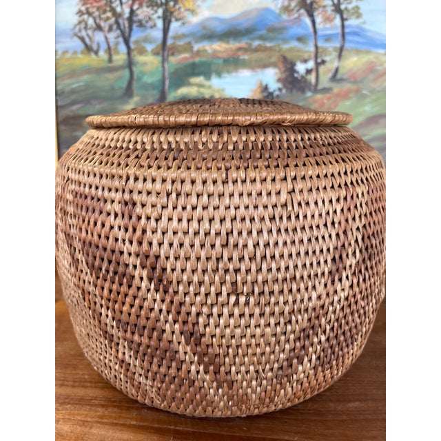 Asian Vintage Handwoven Southeast Asian Rattan Lidded Basket With Saburst and Diamond Weave Pattern For Sale - Image 3 of 8