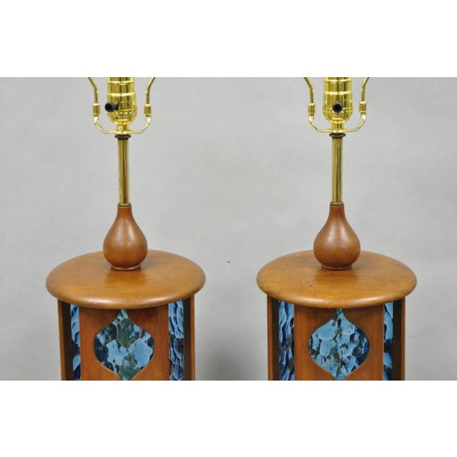 Mid 20th Century Vintage Modeline Mid Century Modern Walnut & Blue Stained Glass Table Lamps Pair For Sale - Image 5 of 14