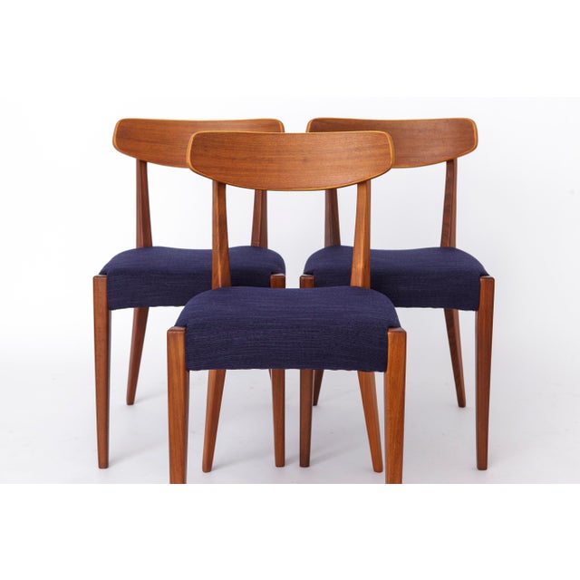 Set of 3 Vintage Teak Chairs, 1960s, Denmark (attributed) Unknown manufacturer A beautiful set of vintage teak chairs from...