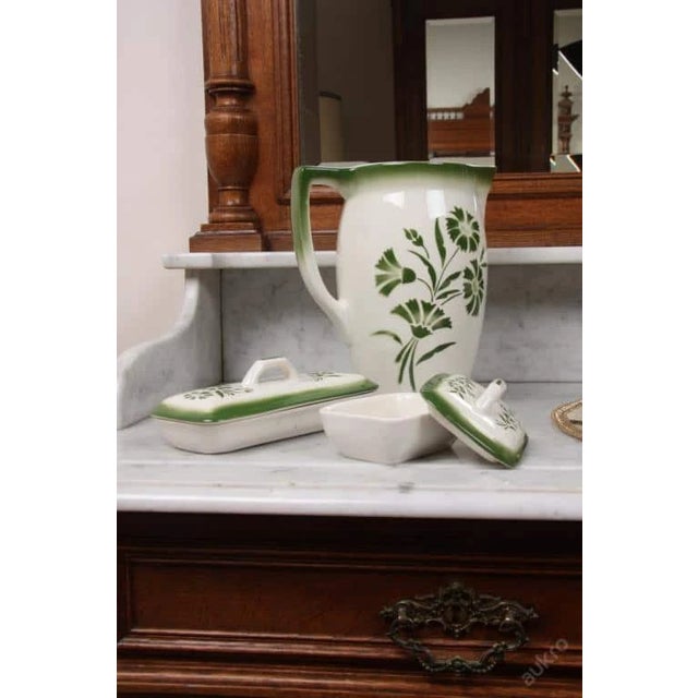 Five-piece washing set by boch-fes la louviere. Very good condition. The set was made in belgium in the 1930s. dimensions:...