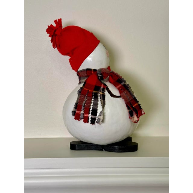Traditional Vintage Arts & Crafts Holiday Snowman Hand-Painted Gourd Art, White, Red & Green For Sale - Image 3 of 7