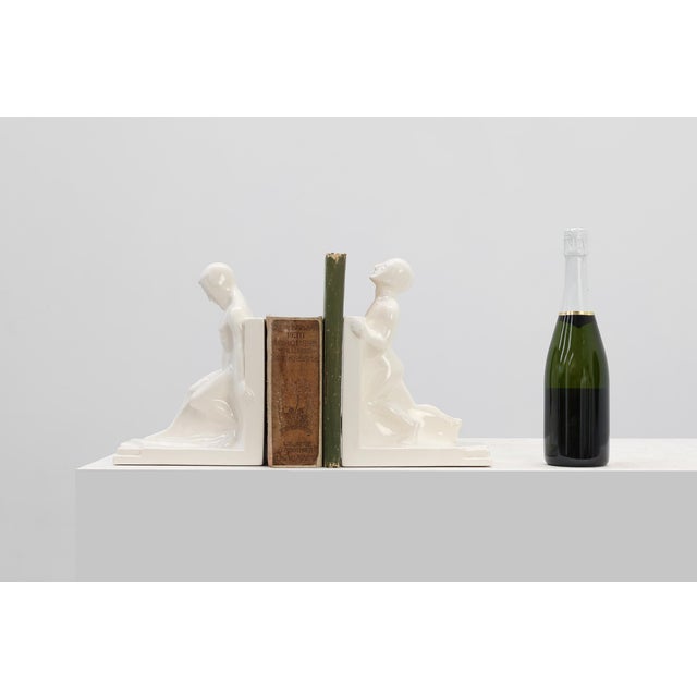 A sculptural and expressive pair of ceramic bookends designed by Godofridus Boonekamp for Plateelbakkerij Schoonhoven,...