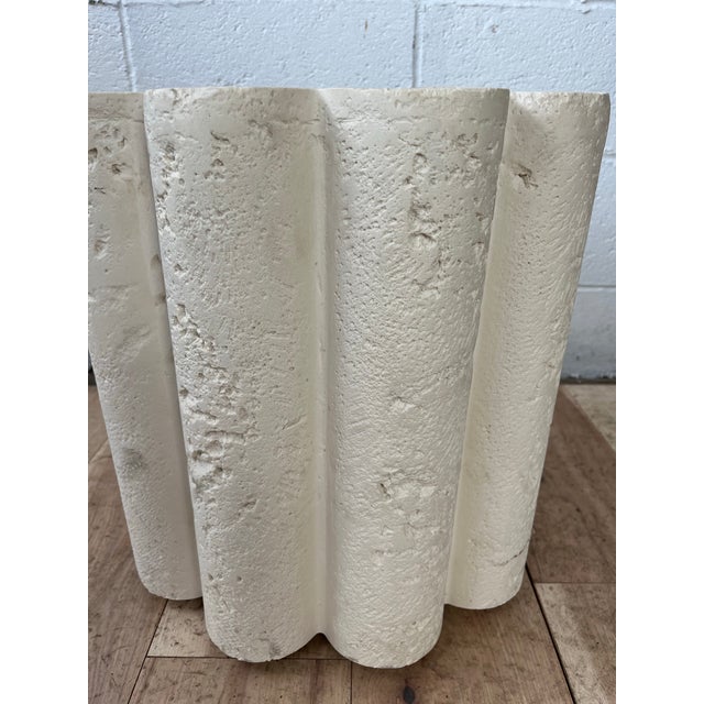 1980s Organic Modern Sculptural Plaster Side Table in John Dickinson Style For Sale In New York - Image 6 of 8