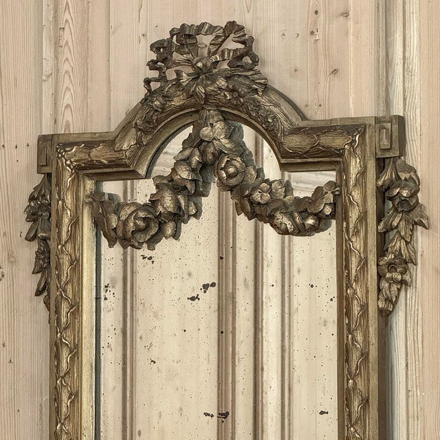 19th Century Italian Hand Carved Giltwood Louis XVI Mirror For Sale - Image 10 of 17