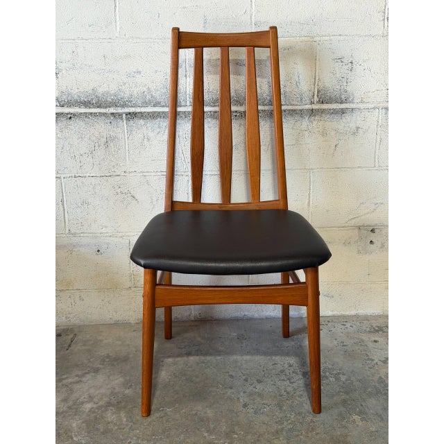 Teak Slat Back Dining Chairs Set of 6 in Black Upholstery Danish Mid-Century Modern 1970s For Sale - Image 11 of 12